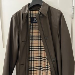 Authentic Burberry Ladies Coat